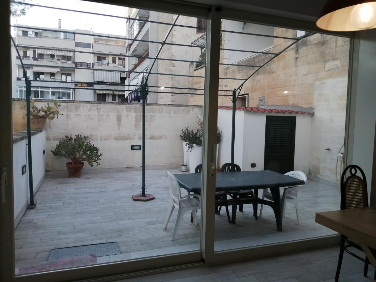 Casa Lauretta - Terrazza - Garage Wifi E Bici Gratuite Villa Lecce Exterior foto
