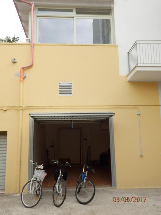 Casa Lauretta - Terrazza - Garage Wifi E Bici Gratuite Villa Lecce Exterior foto