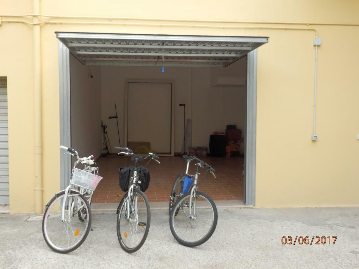 Casa Lauretta - Terrazza - Garage Wifi E Bici Gratuite Villa Lecce Exterior foto